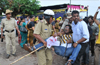 SFI disrupts Karnataka Rajyothsava celebrations